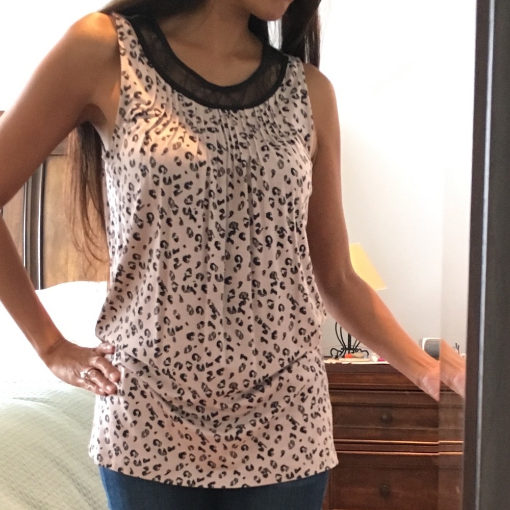 Pink/mauve and black leopard top